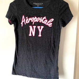 Aeropostale size S t-shirt dark grey with white and hot pink appliqué accents